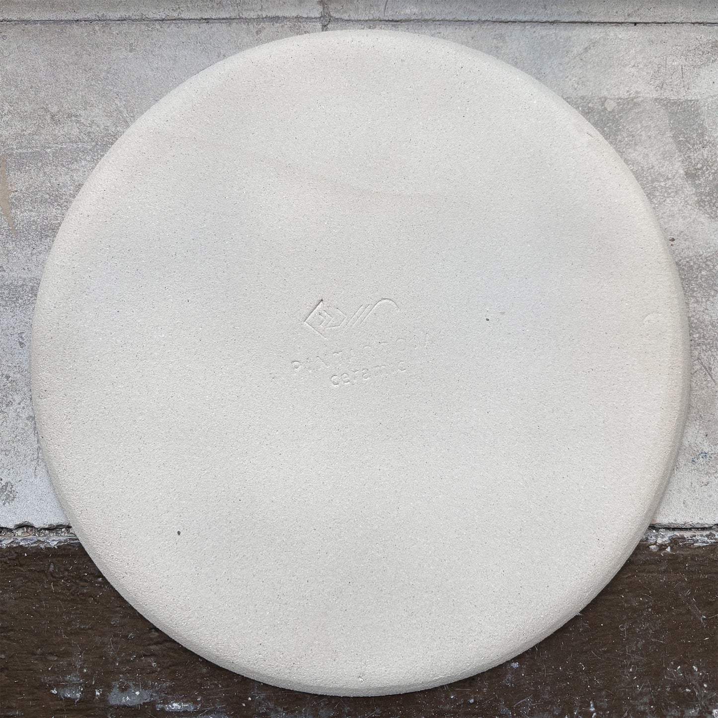 Stoneware plate – WHITE / BLUE RED L
