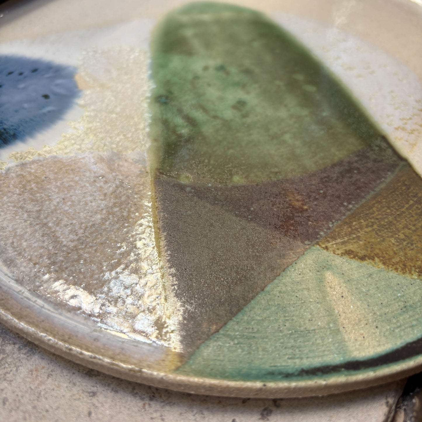 Stoneware plate – WHITE / GREEN BLUE L