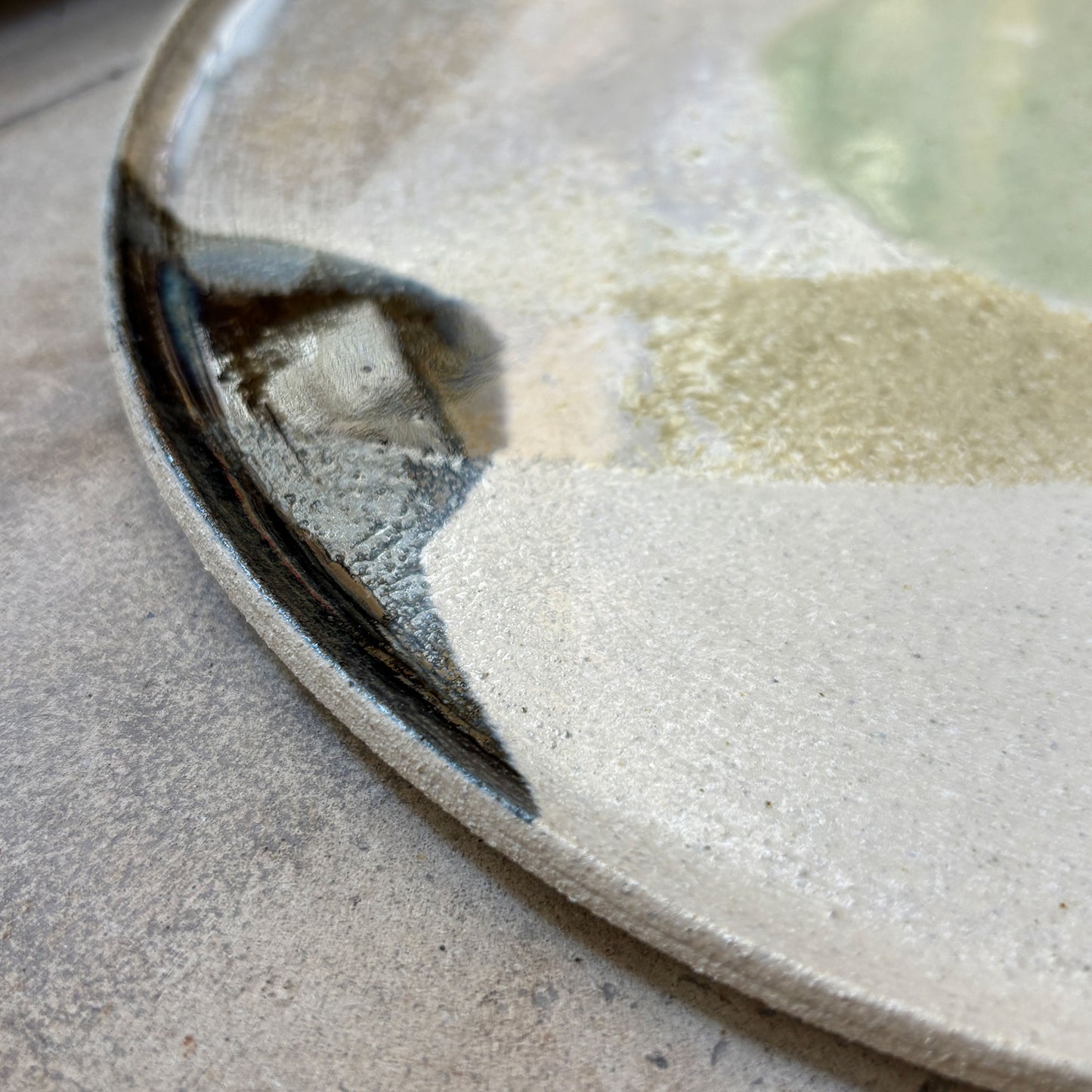 Stoneware plate – WHITE / GREEN BLUE L