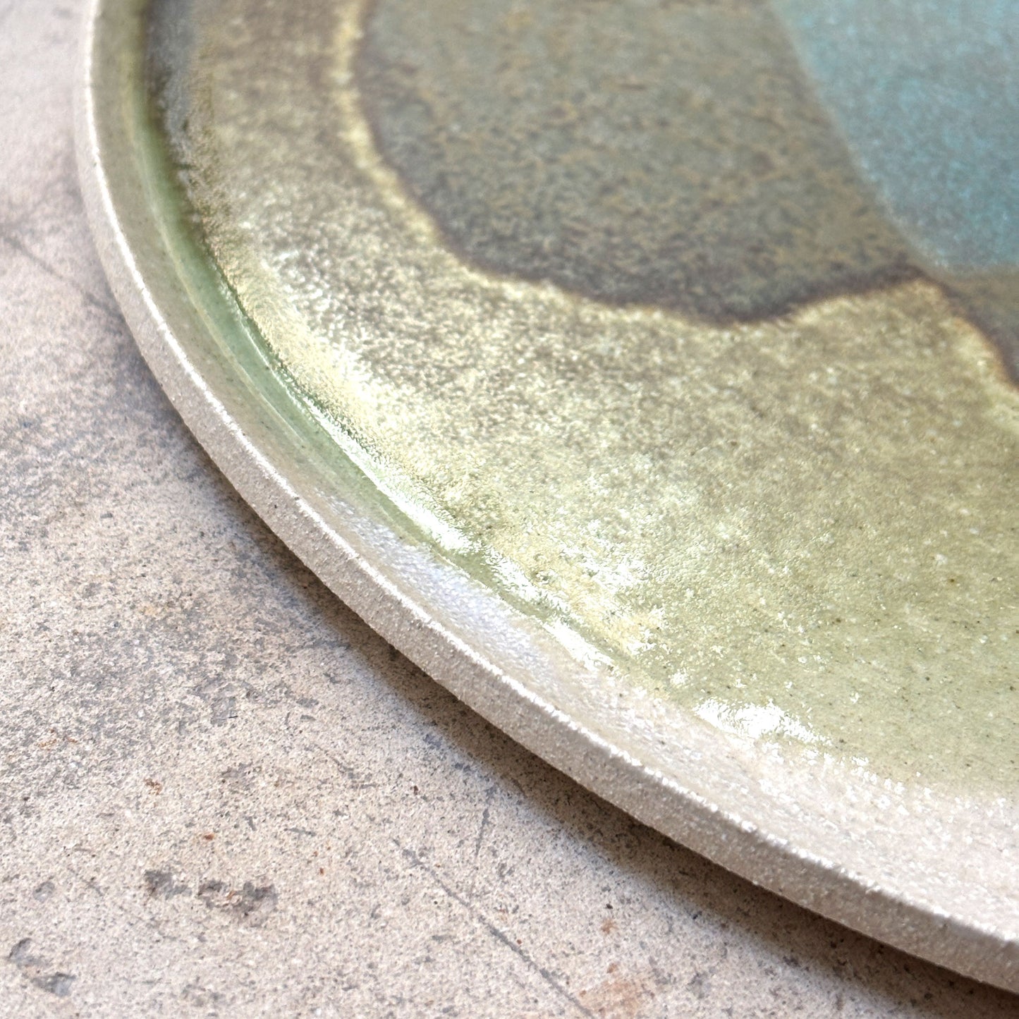 Stoneware plate – WHITE / GREEN L